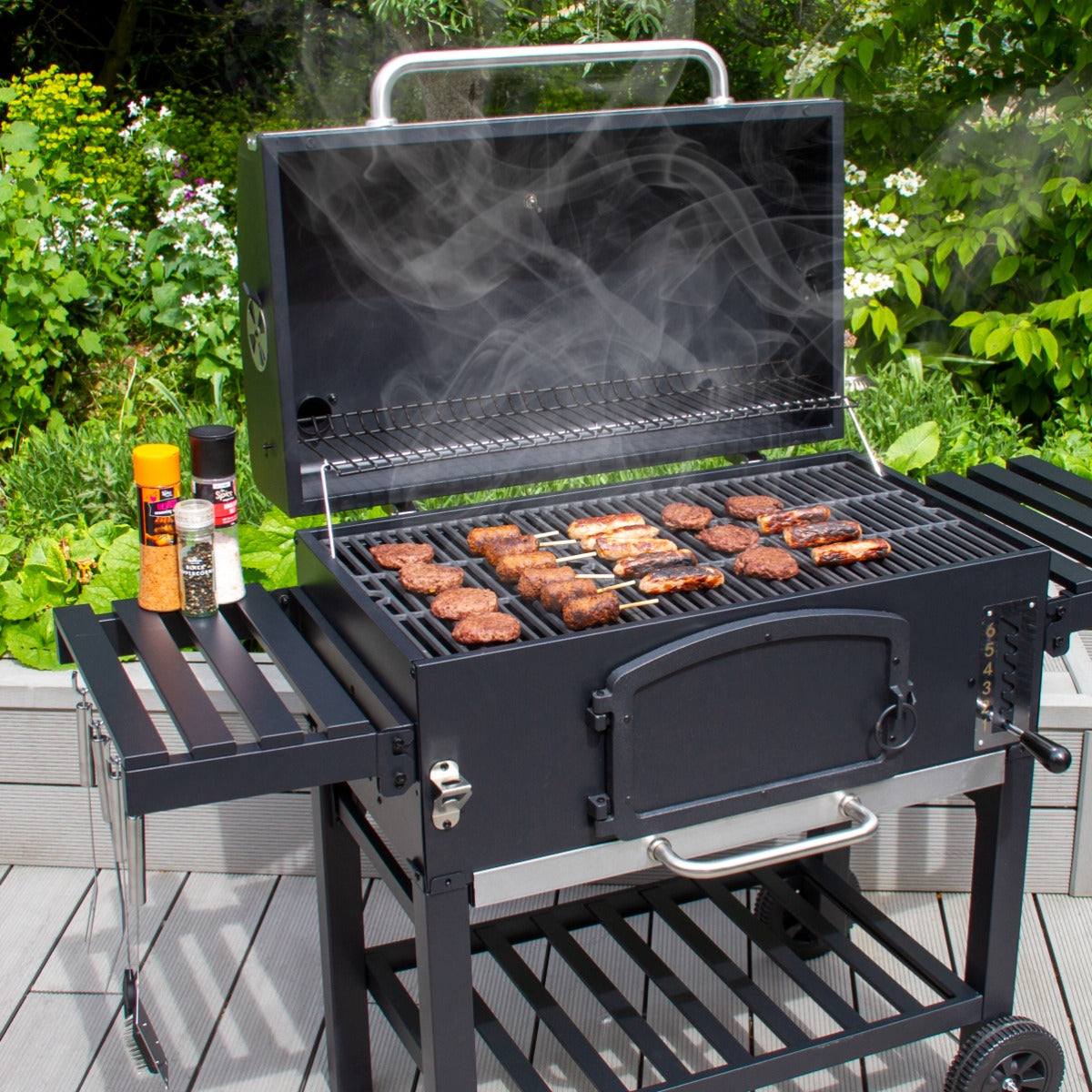 XXL Garden BBQ Smoker by Raven