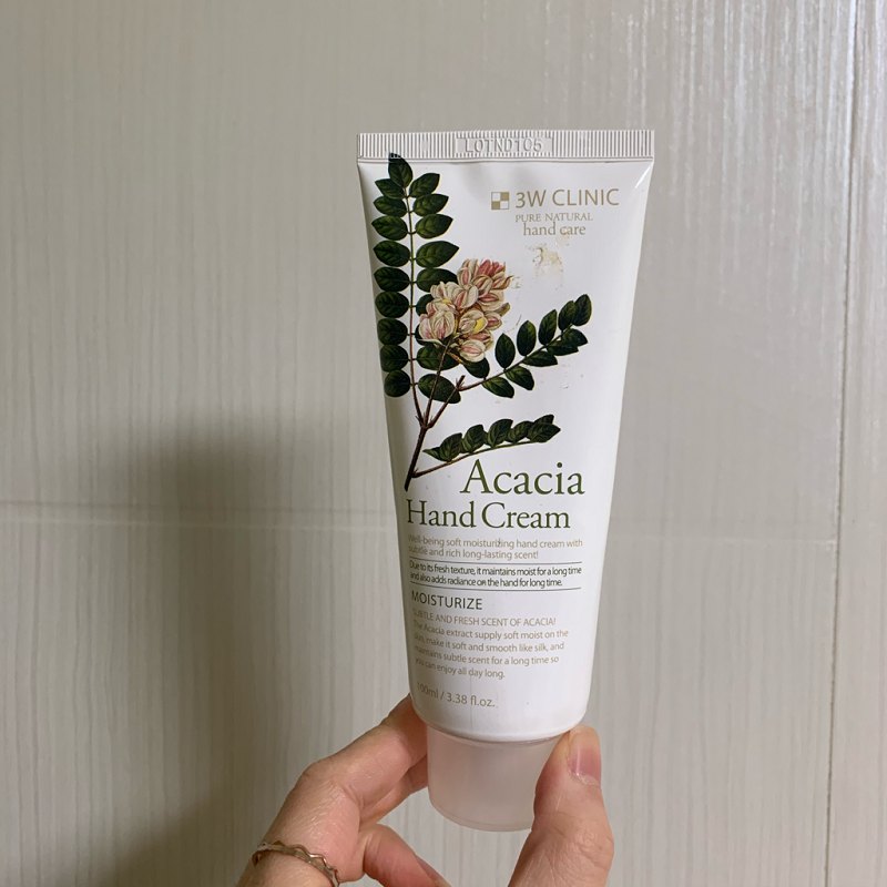 3W Clinic Moisturising Acacia Hand Cream 100ml