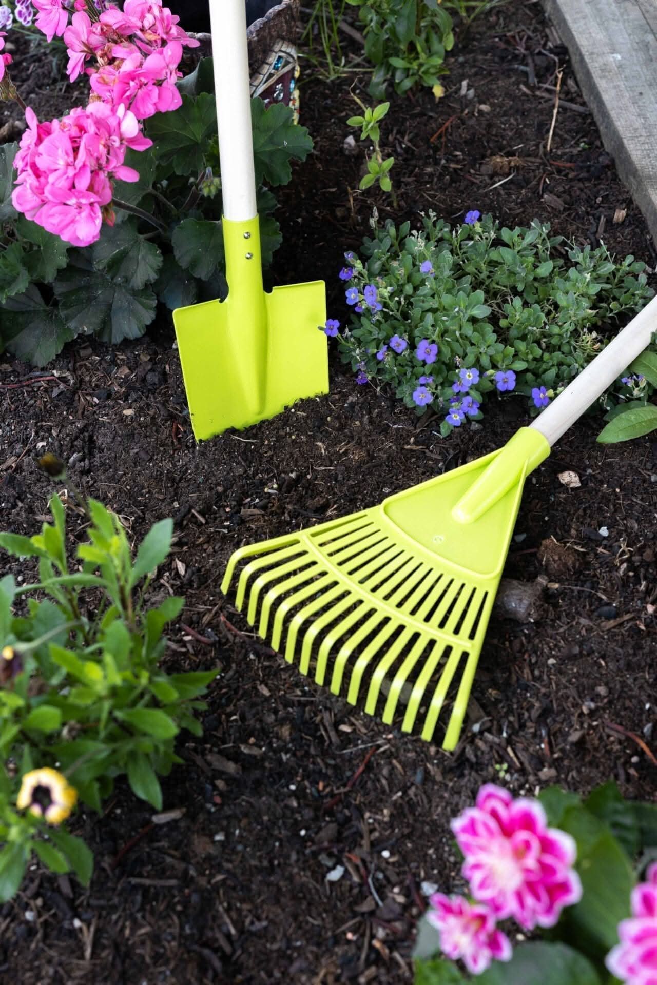 Fun Kids Garden Leaf Rake