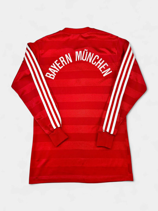 Bayern Munich 1984-86 Football Shirt (Small)