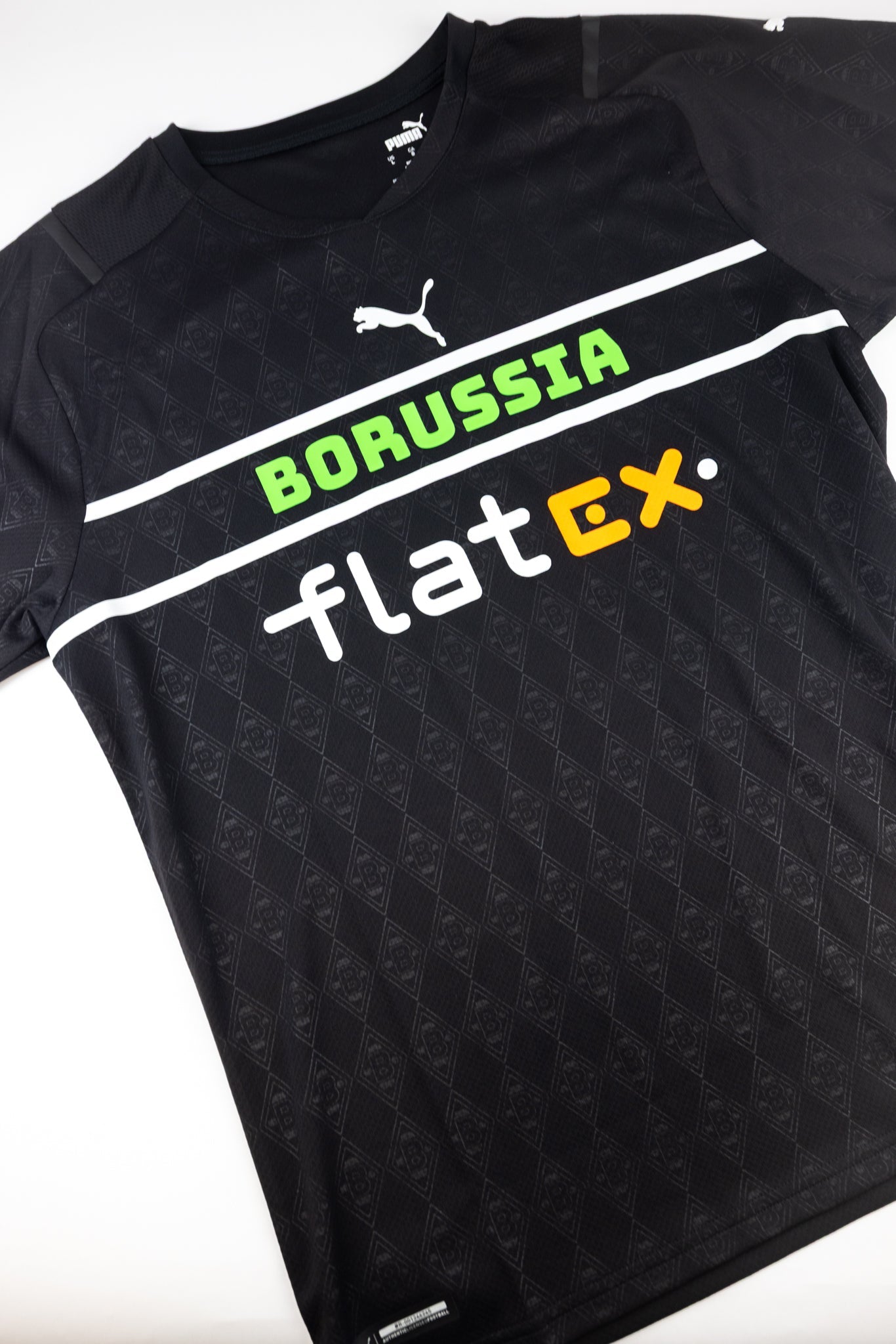 Borussia Monchengladbach 2021-22 Football Shirt (Large)