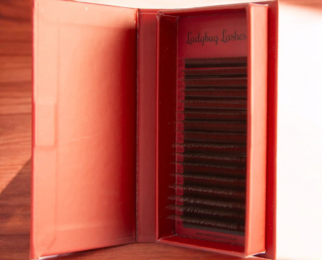🤎Brown YY Lashes – 16 Row Single Length 🤎