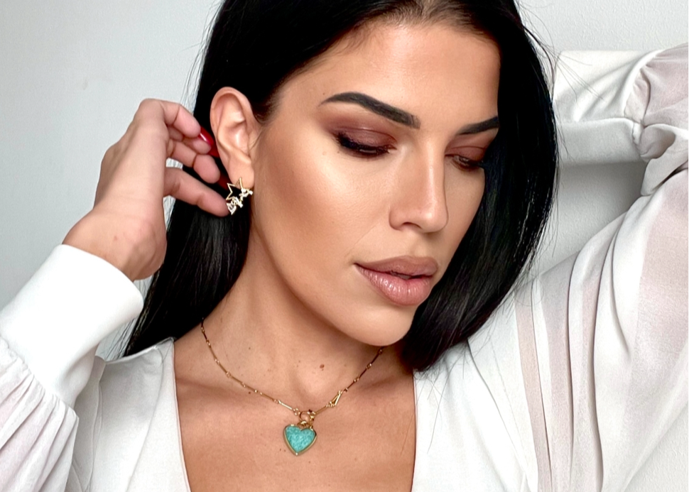 Sanora Luxe 18k Gold Plated Turquoise T Bar Heart Necklace