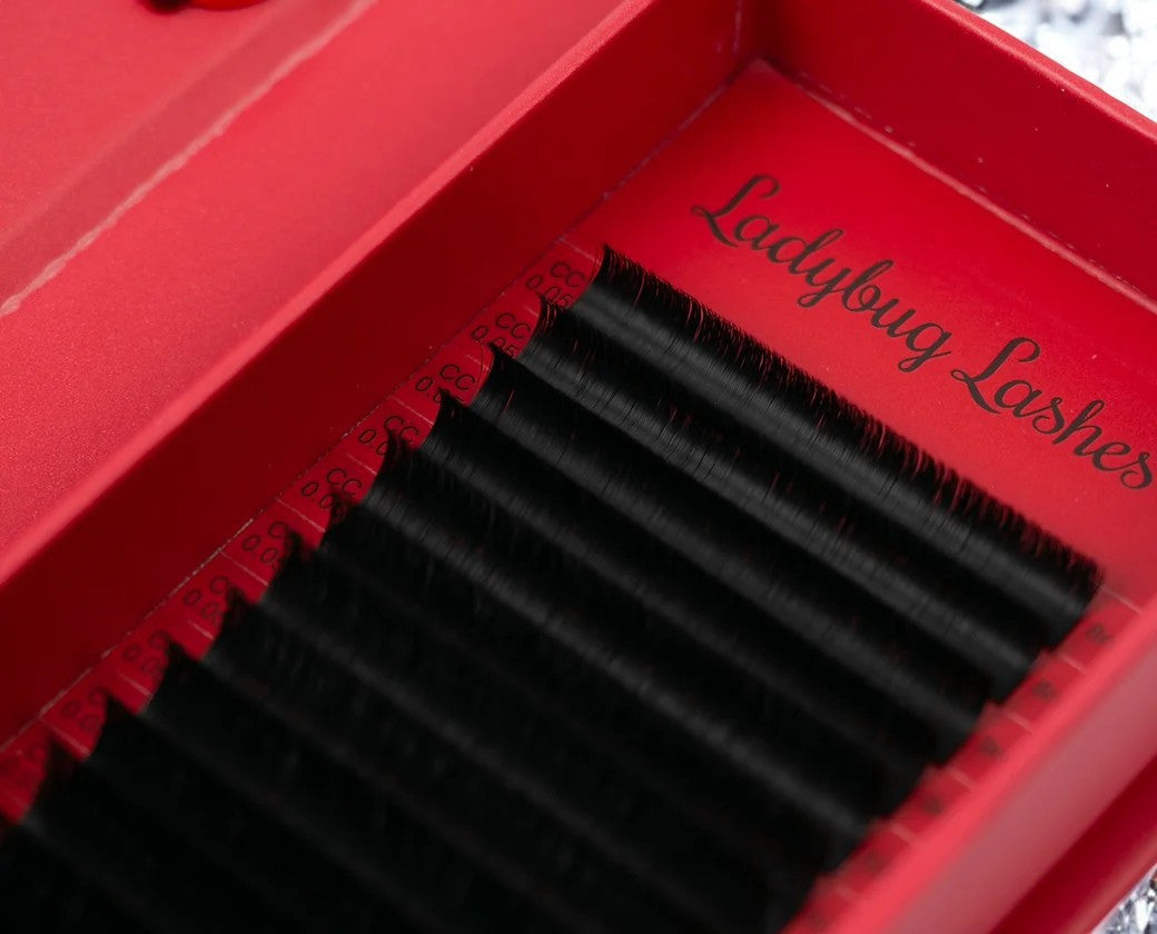 Matte Black Easy Fans – 16 Rows Mixed Lengths