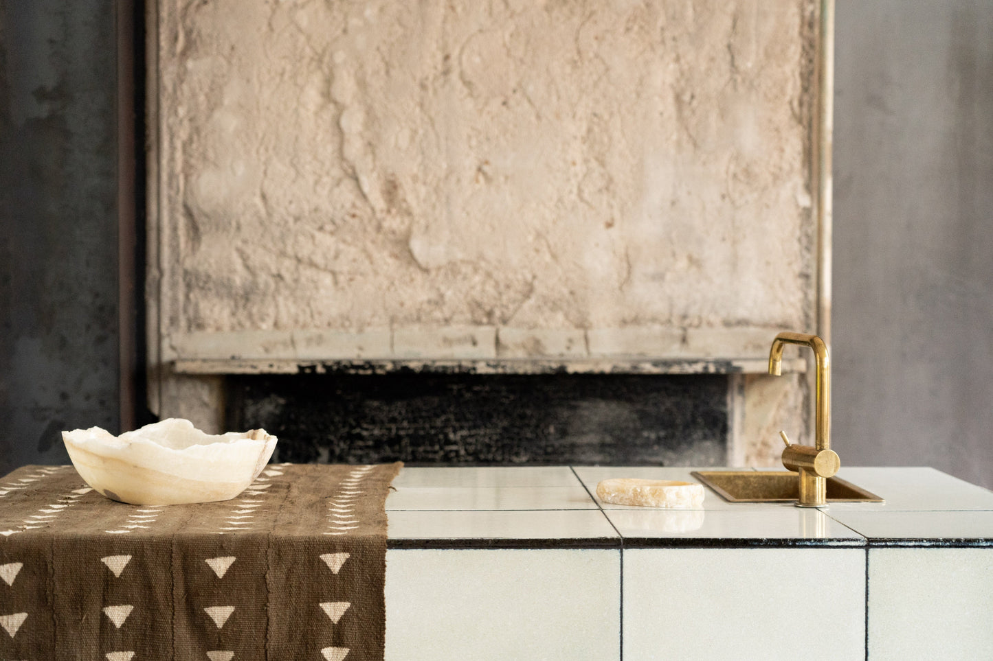 Natural Cut Onyx Jewelery\Soap Dish