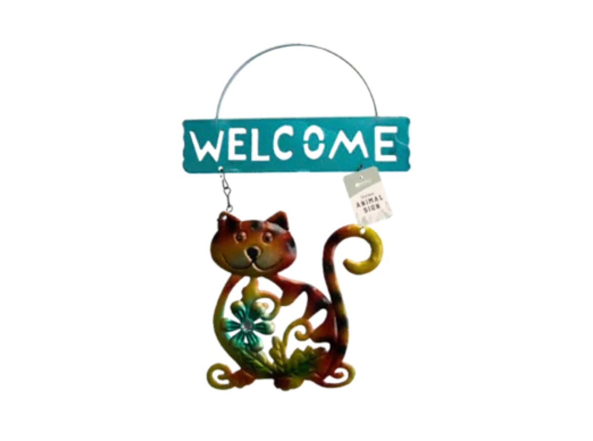Garden animal welcome sign