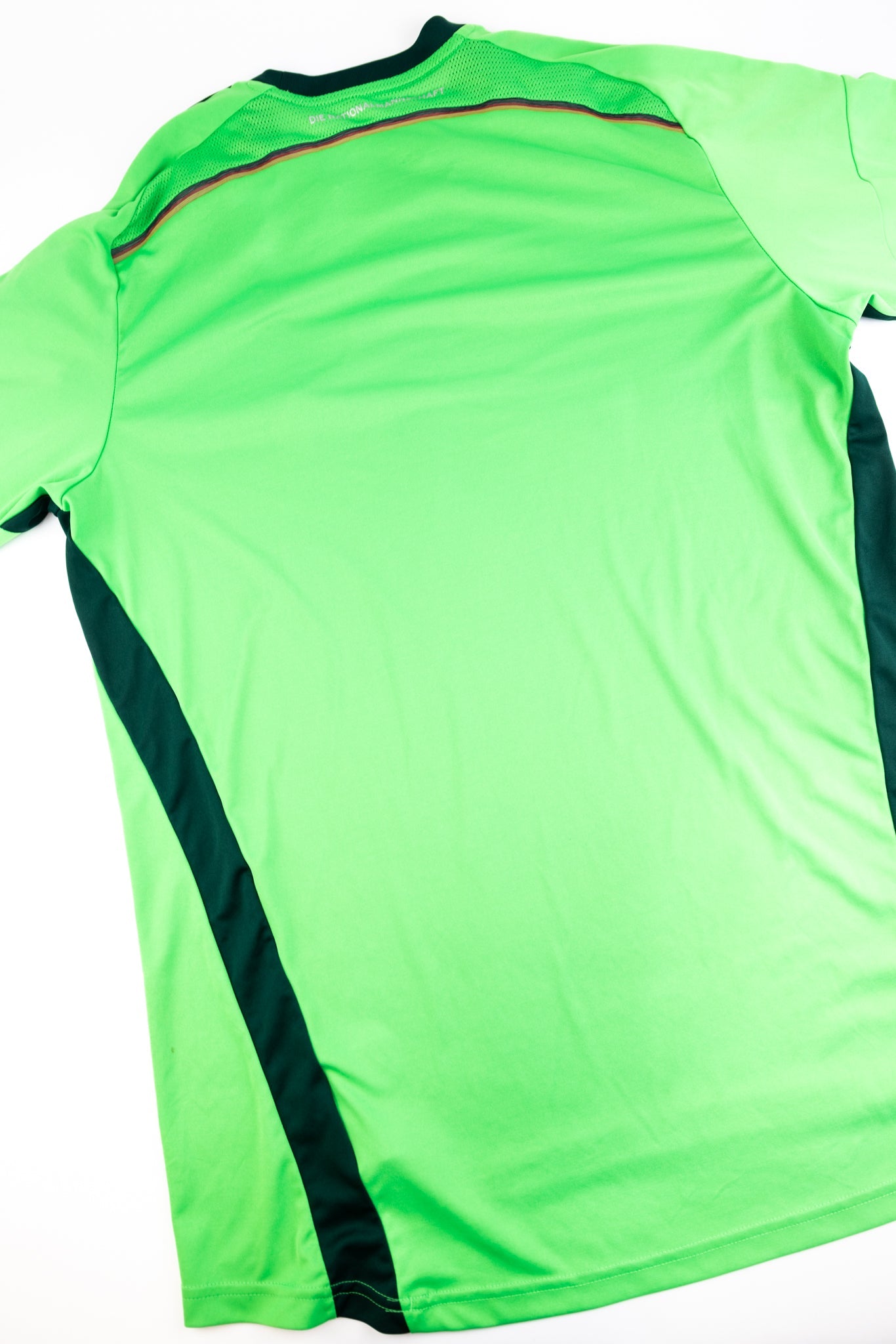 Germany 2014-15 Football Shirt (XL)