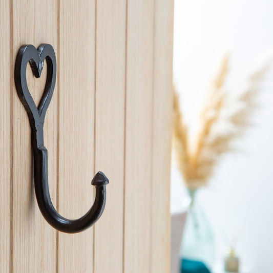 65mm x 130mm Black Single Heart Hook