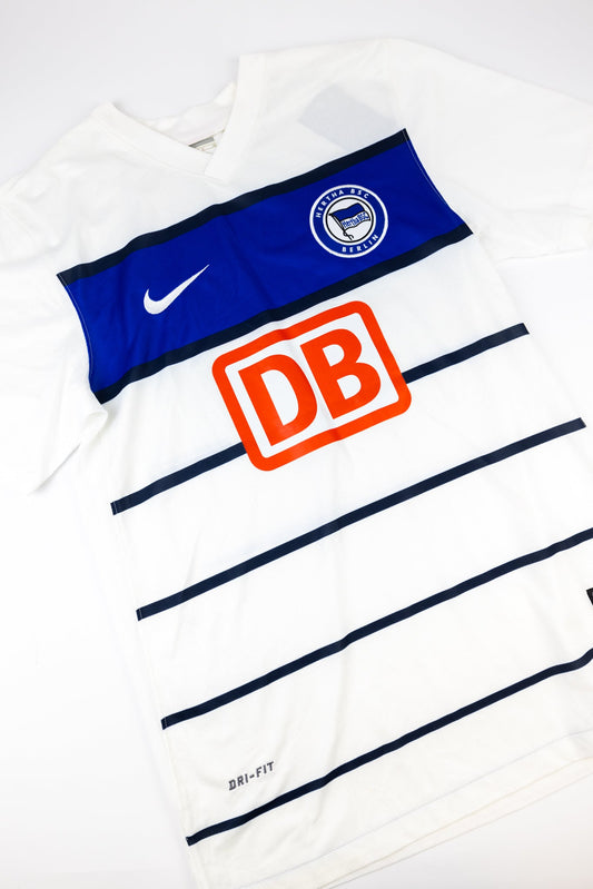 Hertha Berlin 2011-12 Football Shirt (Small)