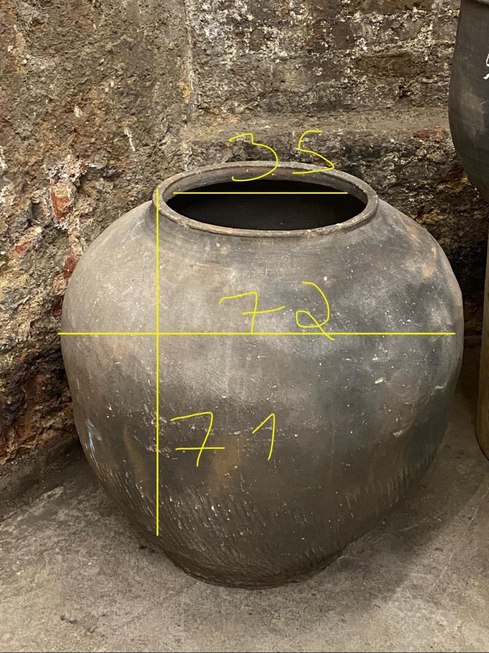 Old XL Brown Asian Pots