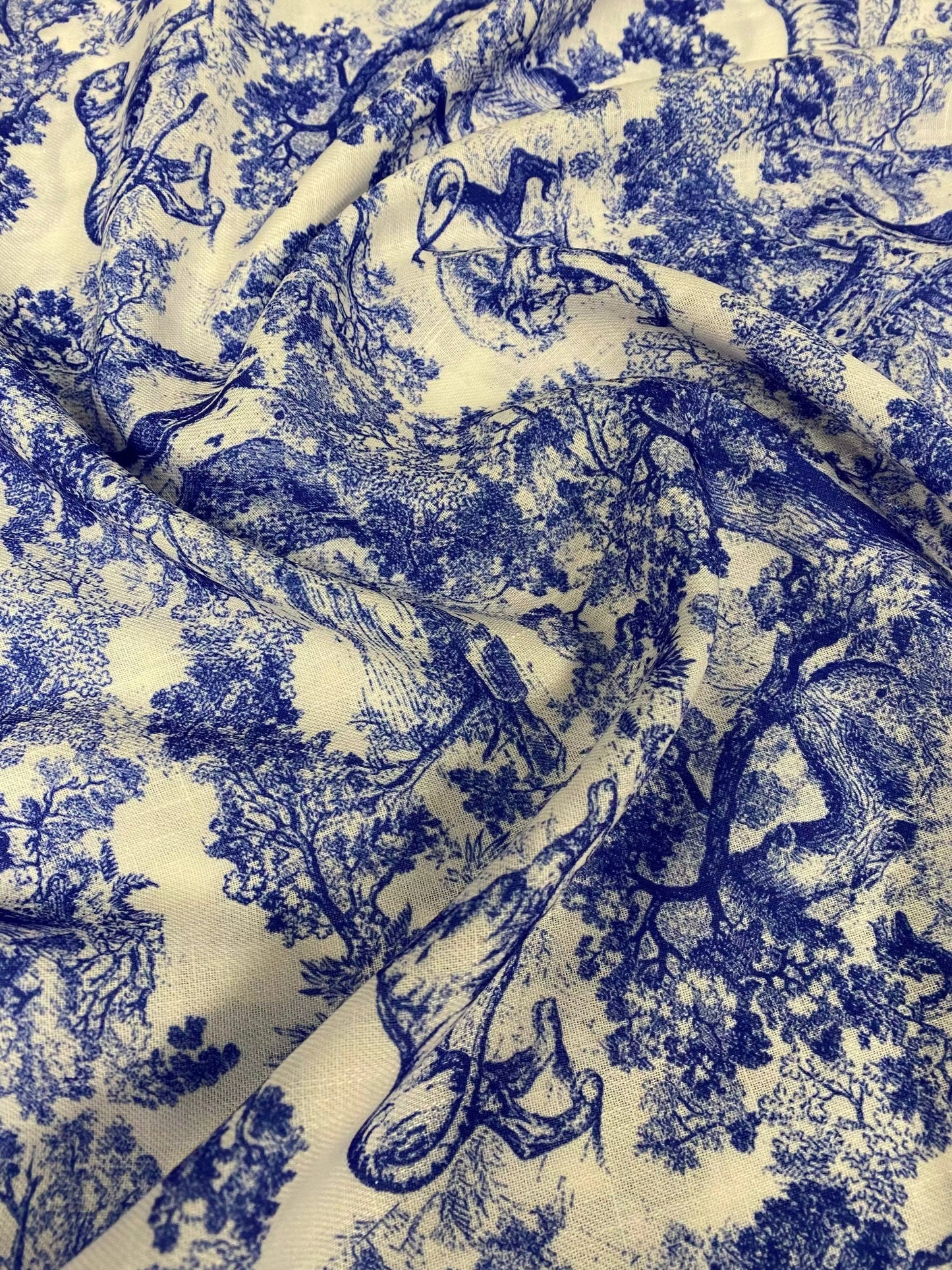 Lion Design Linen Fabric - Elegant Soft and Versatile for Home Decor