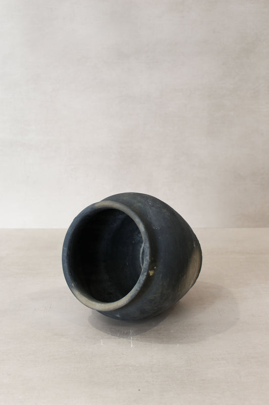Vintage Dark Pot n° 49