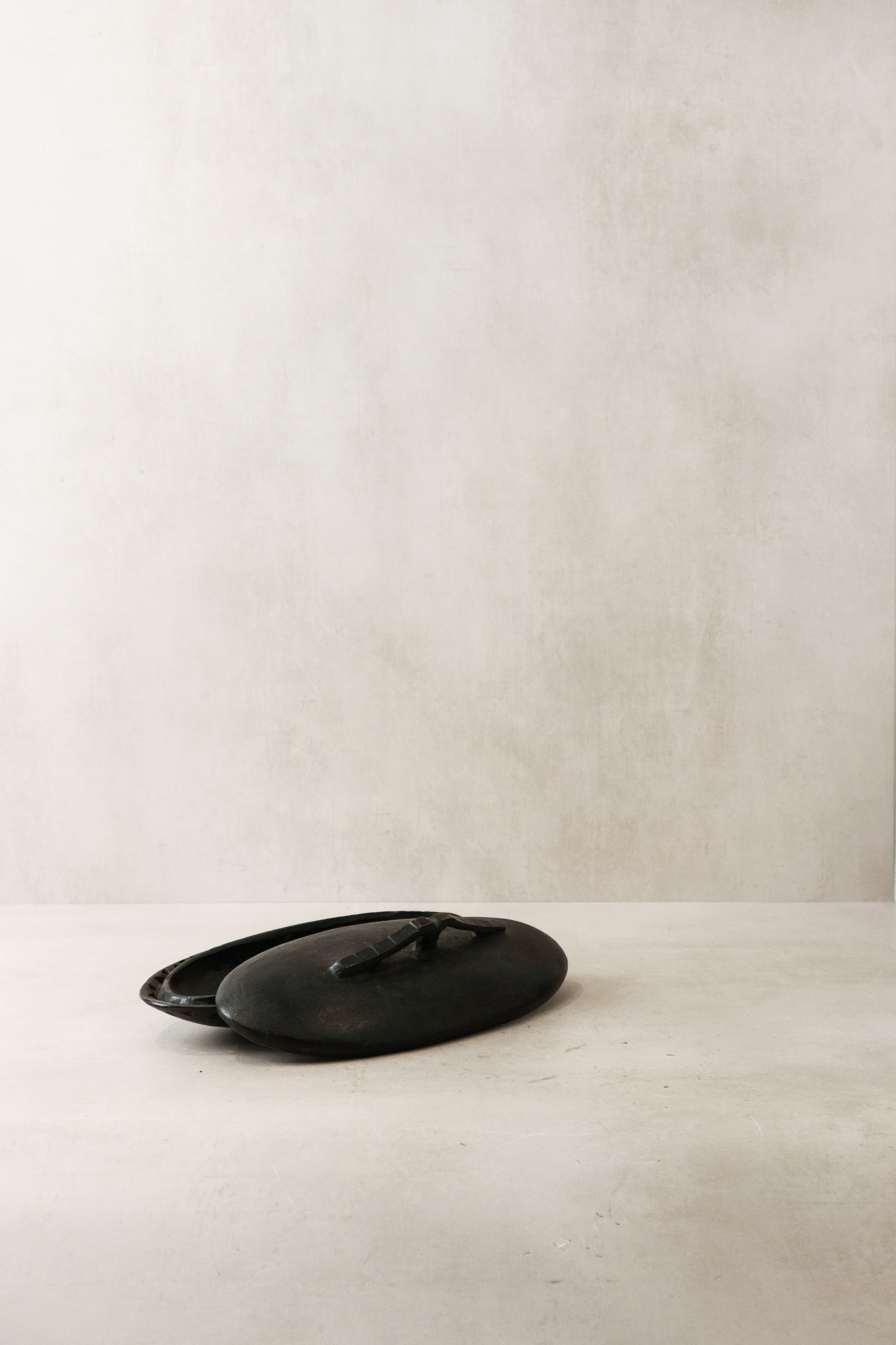 Lozi Bowl - Perforated Edge 21.6