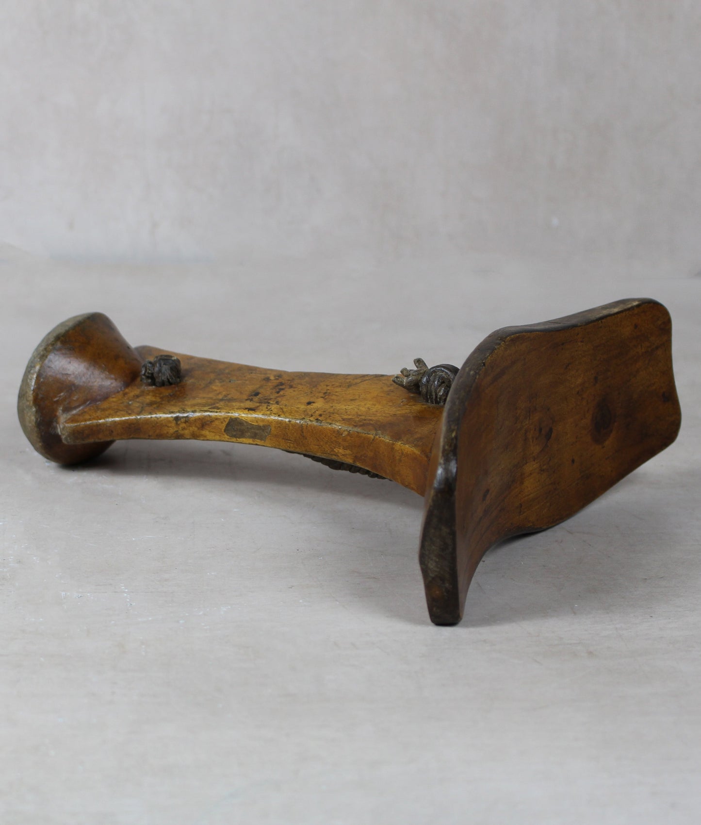 Vintage Nyangatom Headrest - 220.2