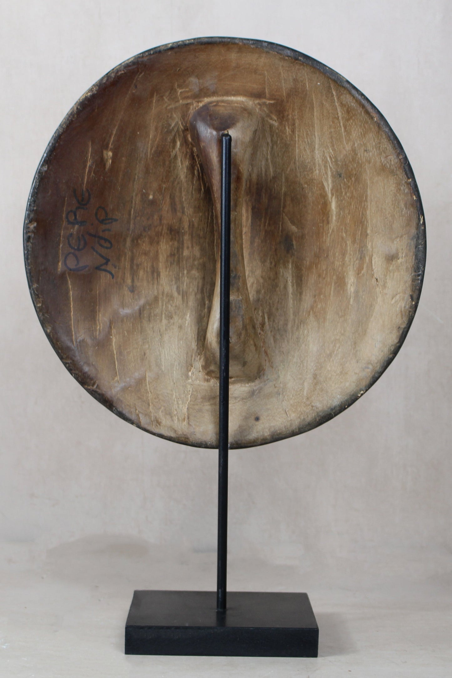 Cameroon Shield Round - 160.1