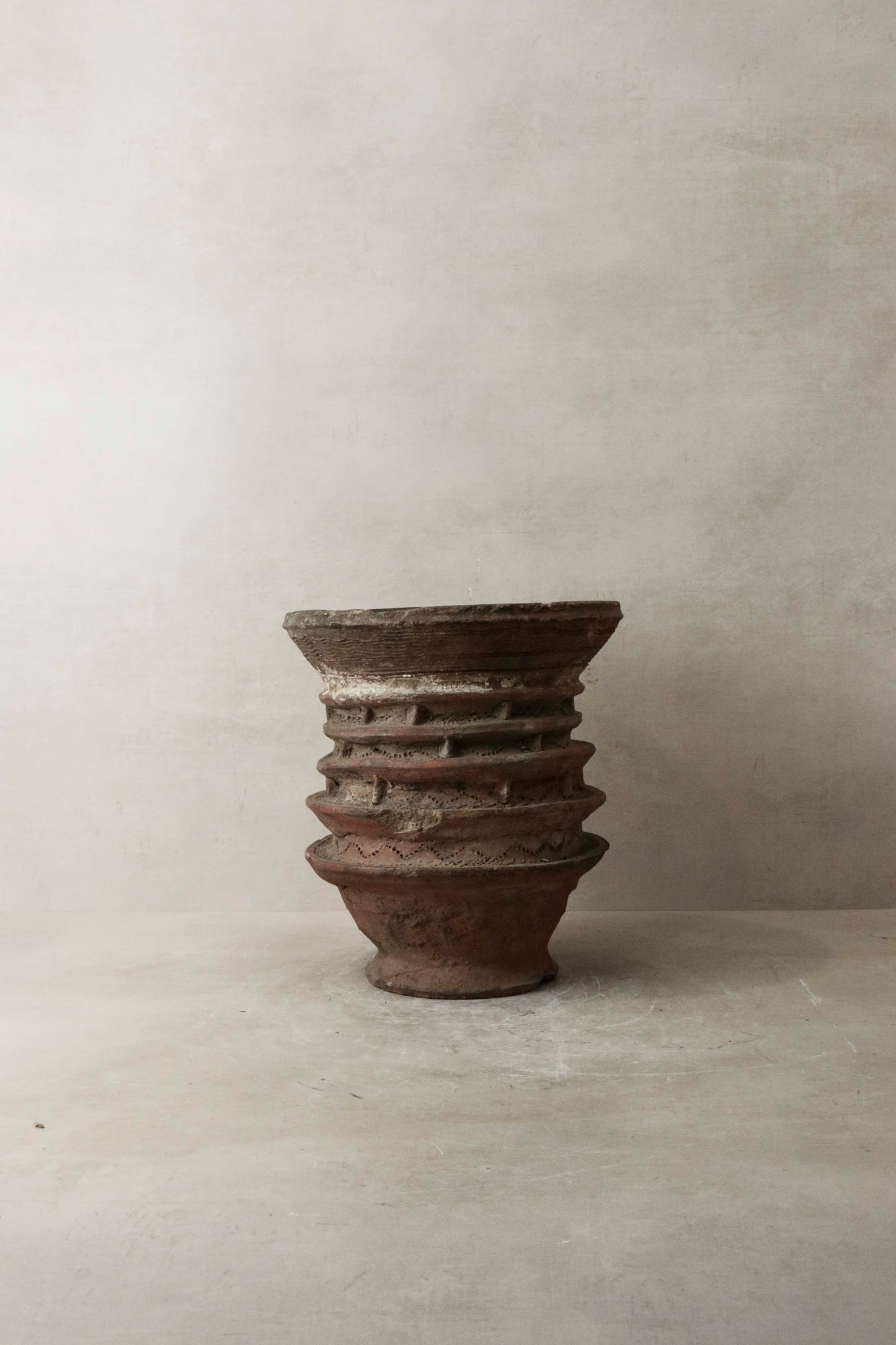 Vintage Nupe Water Pot Stand - 4.4