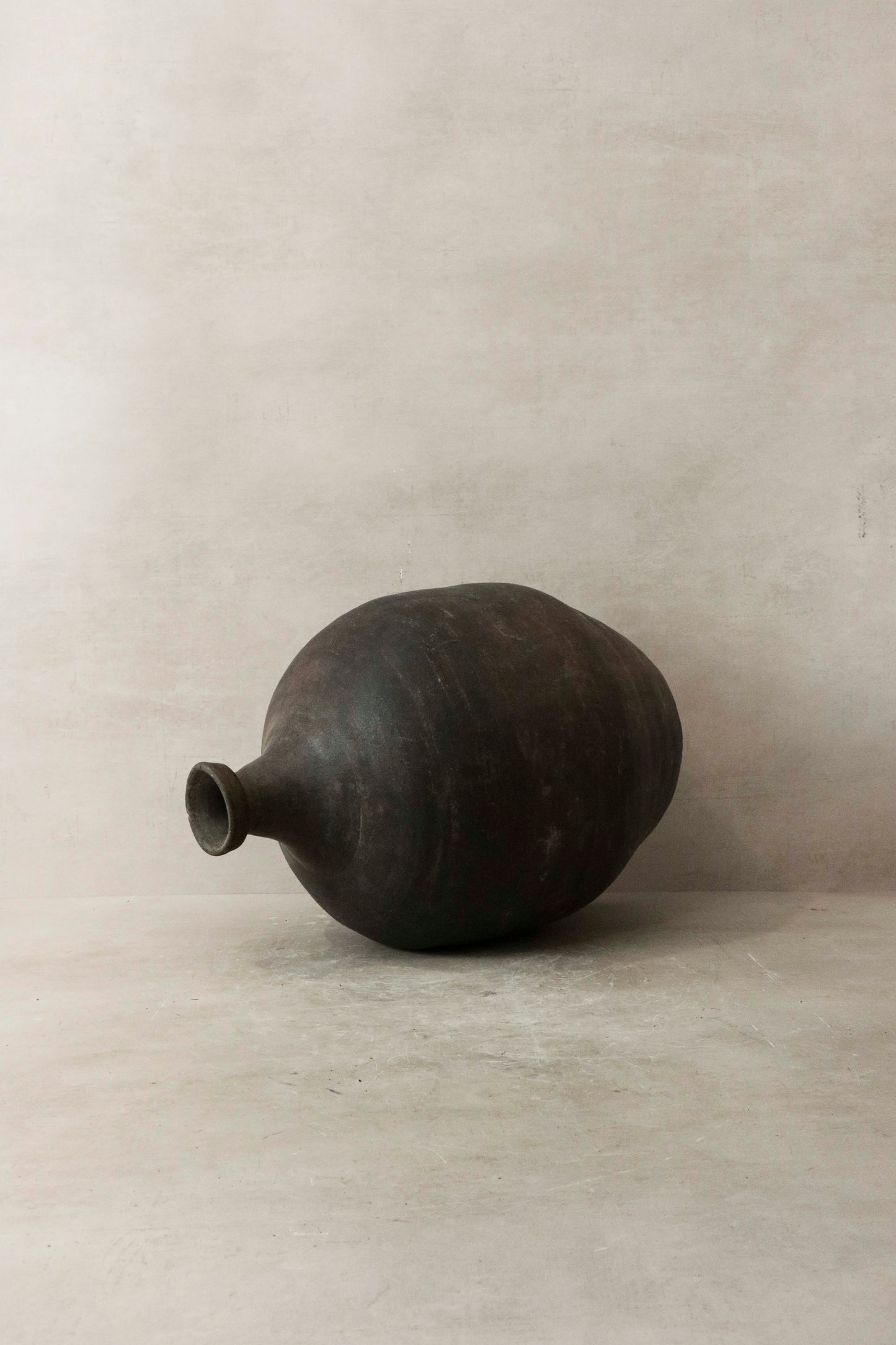 Antique Asian Rice Wine Vase n° 11