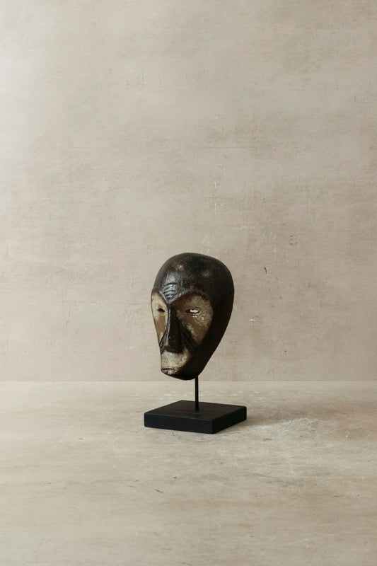 Hand carved African mask small - 60.93