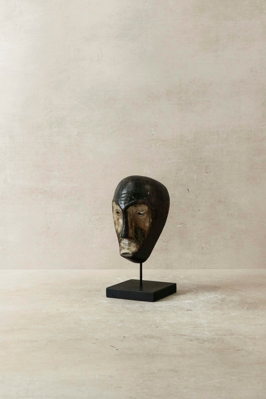 Hand carved African mask replica - 60.41