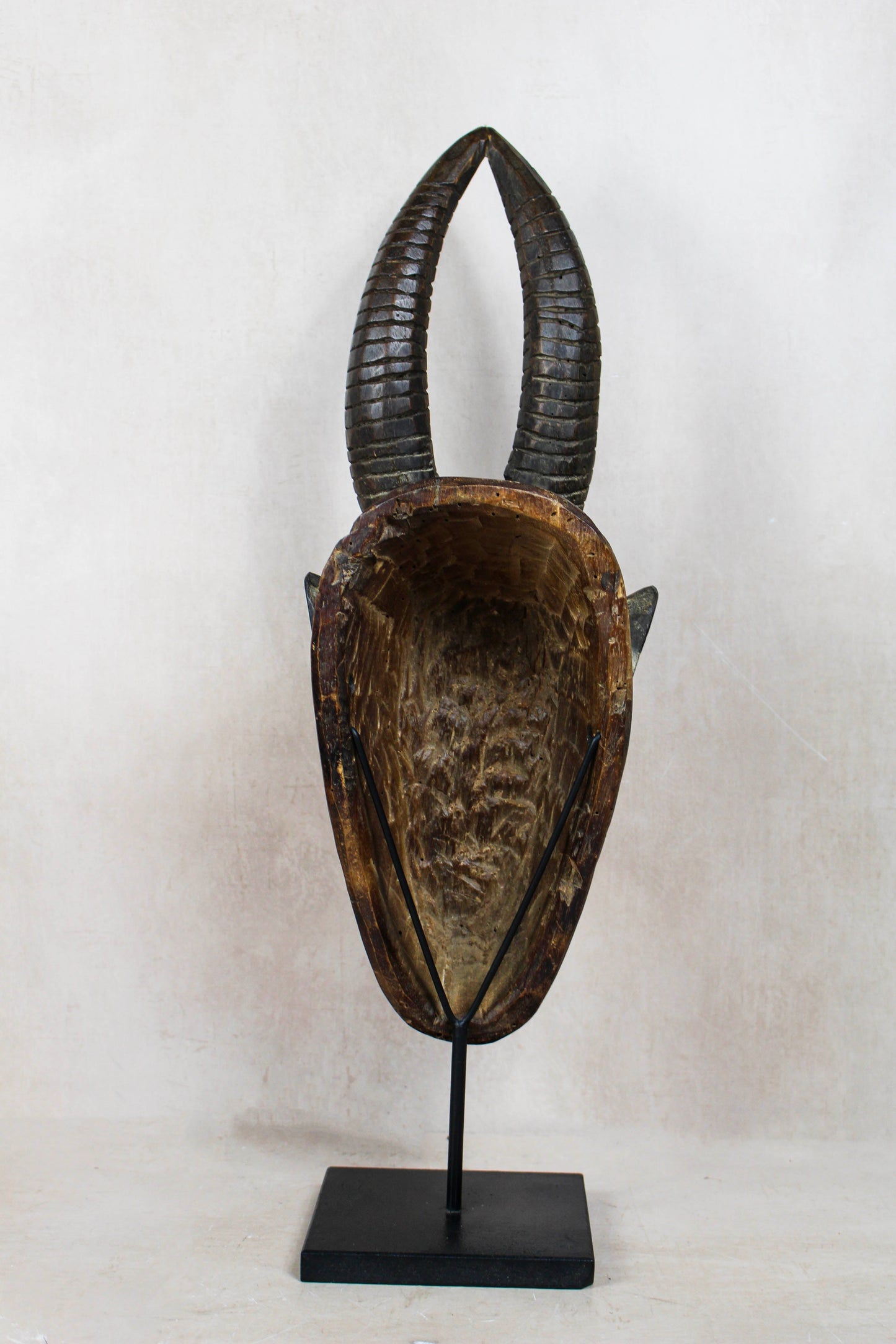 Kwele Ridged-Horn Antelope Mask – Gabon - 110.1
