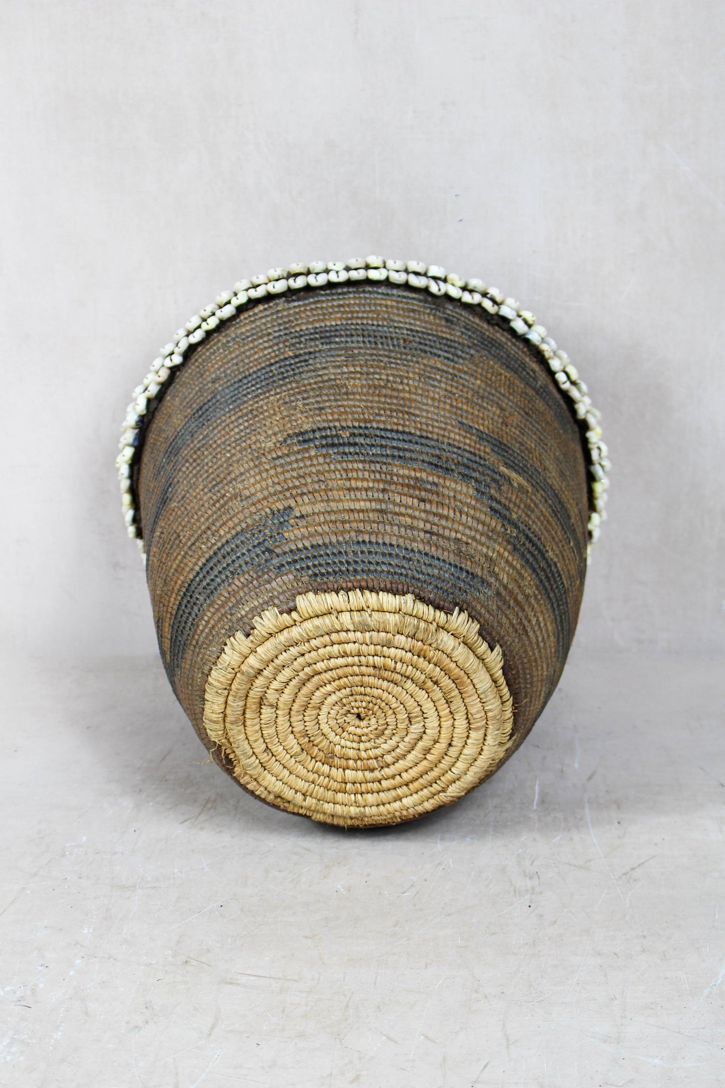 Vintage Tutsi Basket - Rwanda - with Cowrie shells - 106.9