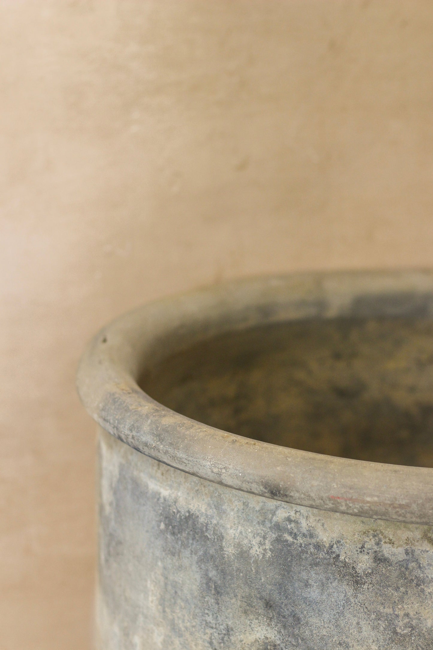 Big Old Grey Asian Pots - L005