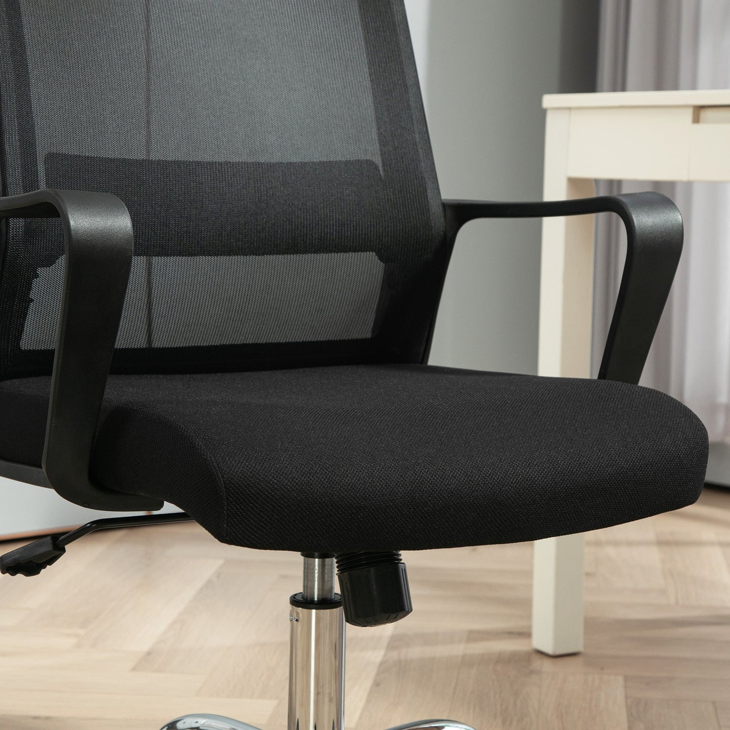 Vinsetto Mesh Office Chair Desk Chair w/ Swivel Seat Adjustable Height Black