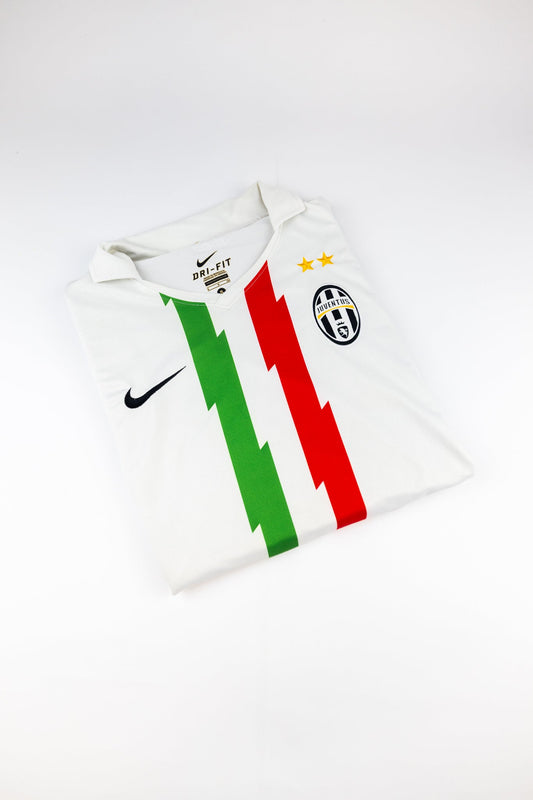 Juventus FC 2010-11 Football Shirt (Small)