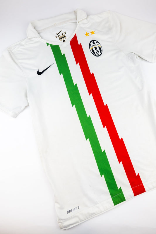 Juventus FC 2010-11 Football Shirt (Small)