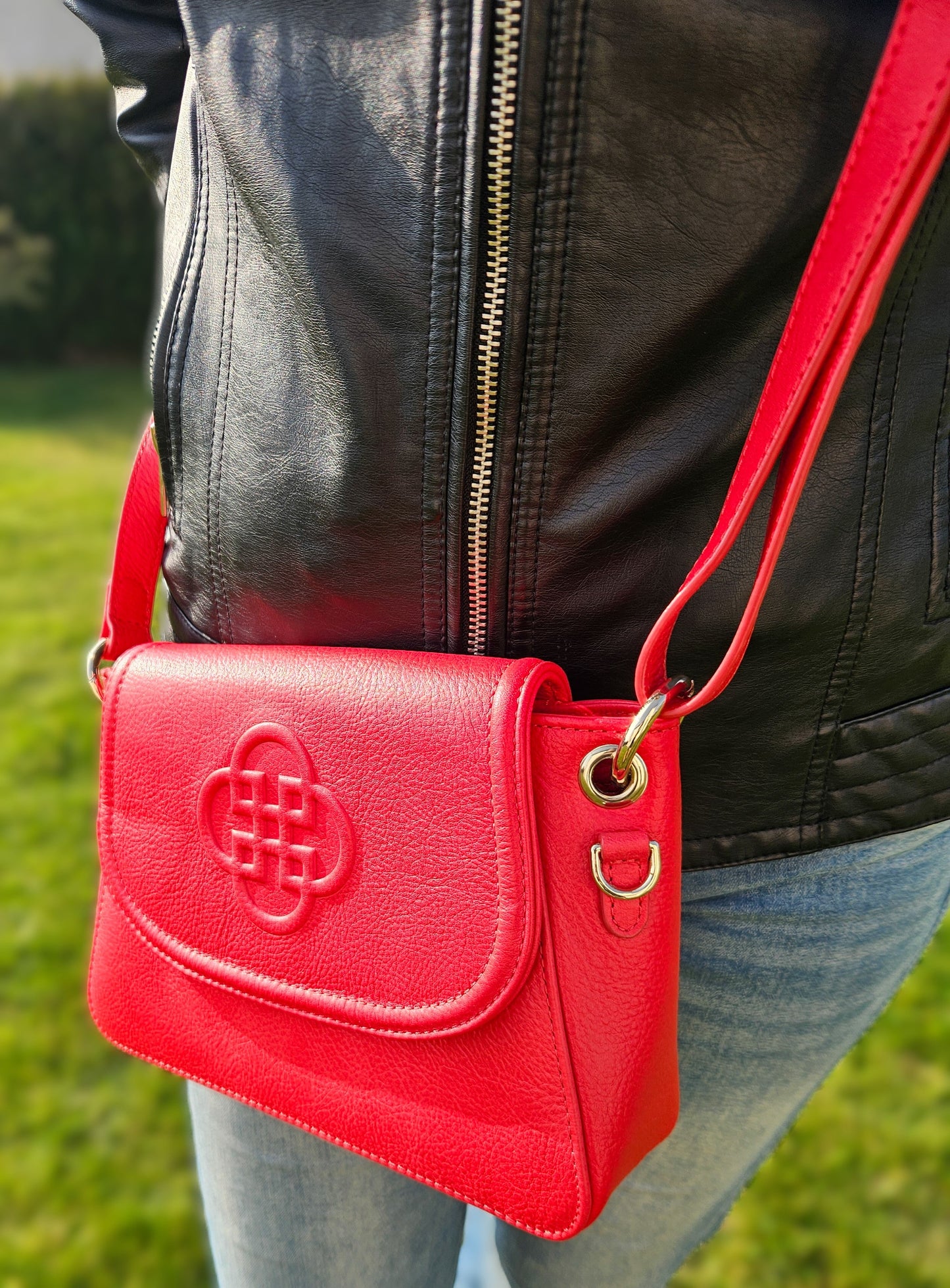 SADDLER EMMA  Real Leather Designer Flapover Handbag with Ring Detail