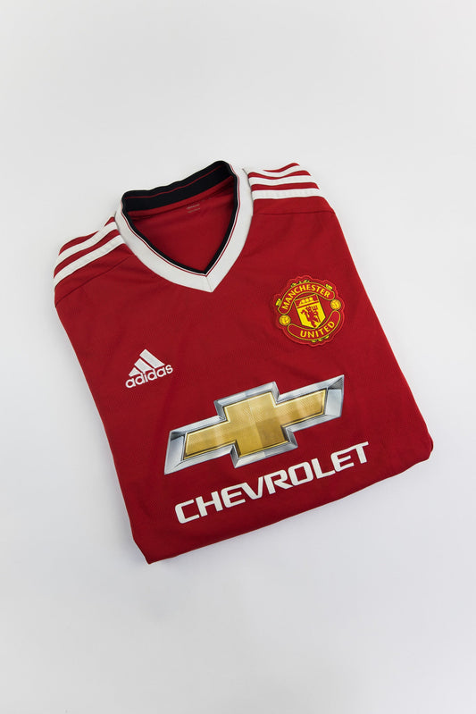 Manchester United 2015-16 Football Shirt (Small)