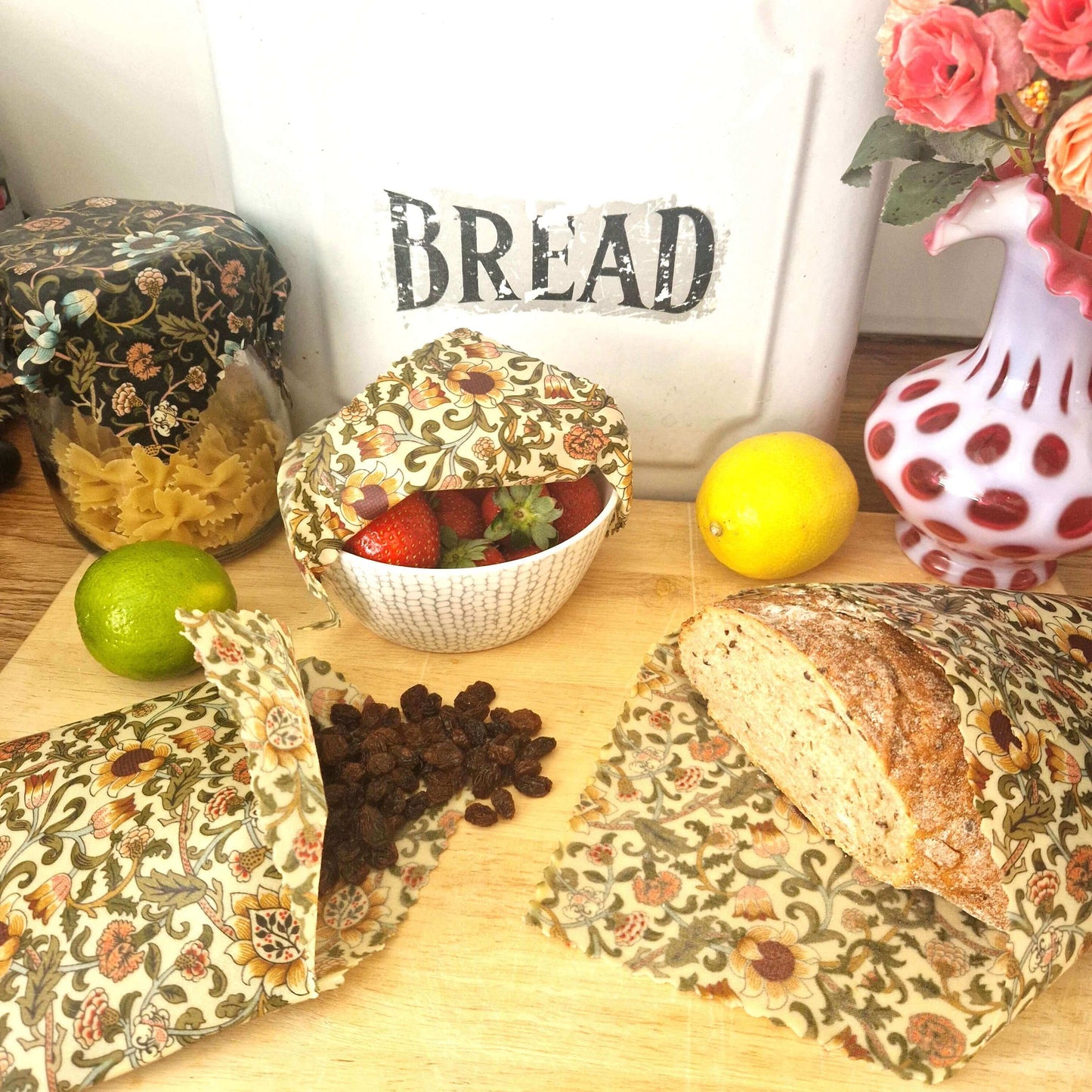 *British Beeswax Set of 3 Handmade Beeswax Wraps | William Morris Evenlode Natural