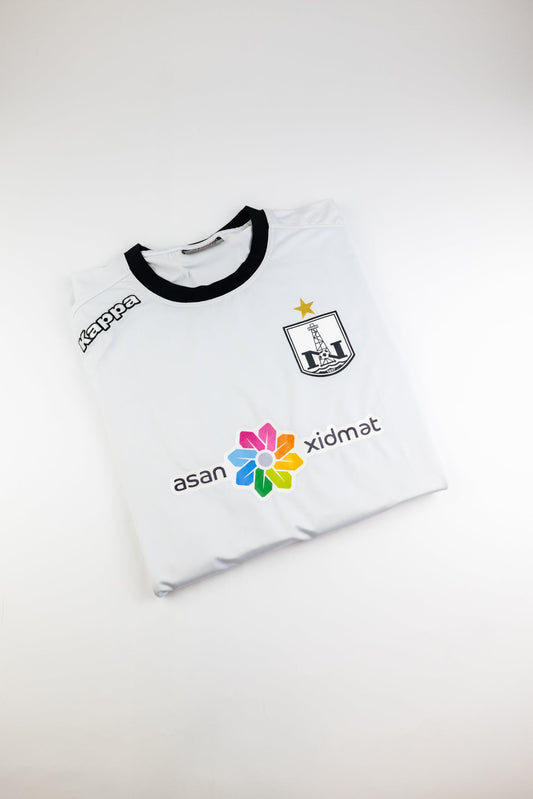 Neftci PFK 2017-18 Football Shirt (Medium)