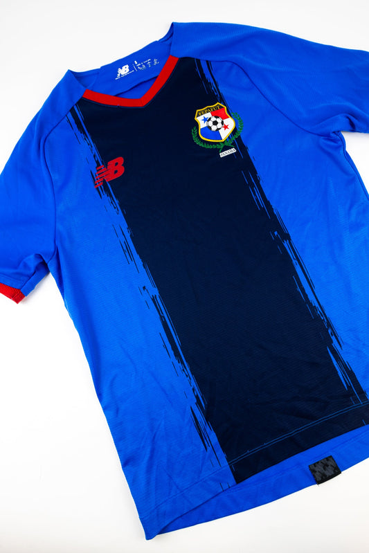 Panama 2021 Football Shirt (Small)