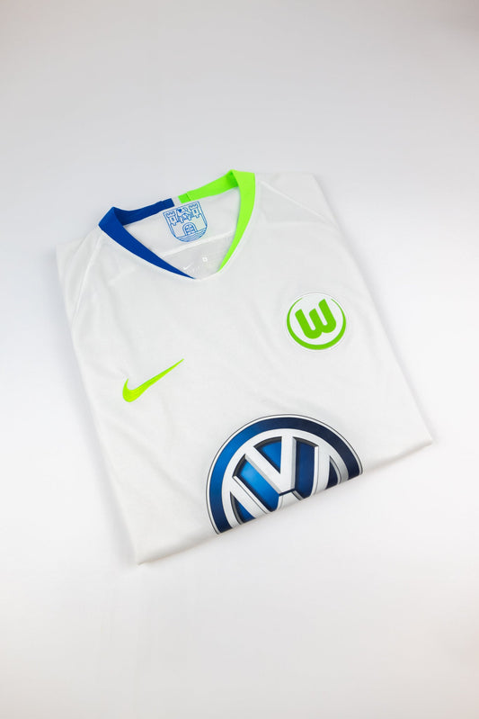 VfL Wolfsburg 2018-19 Football Shirt (Small)