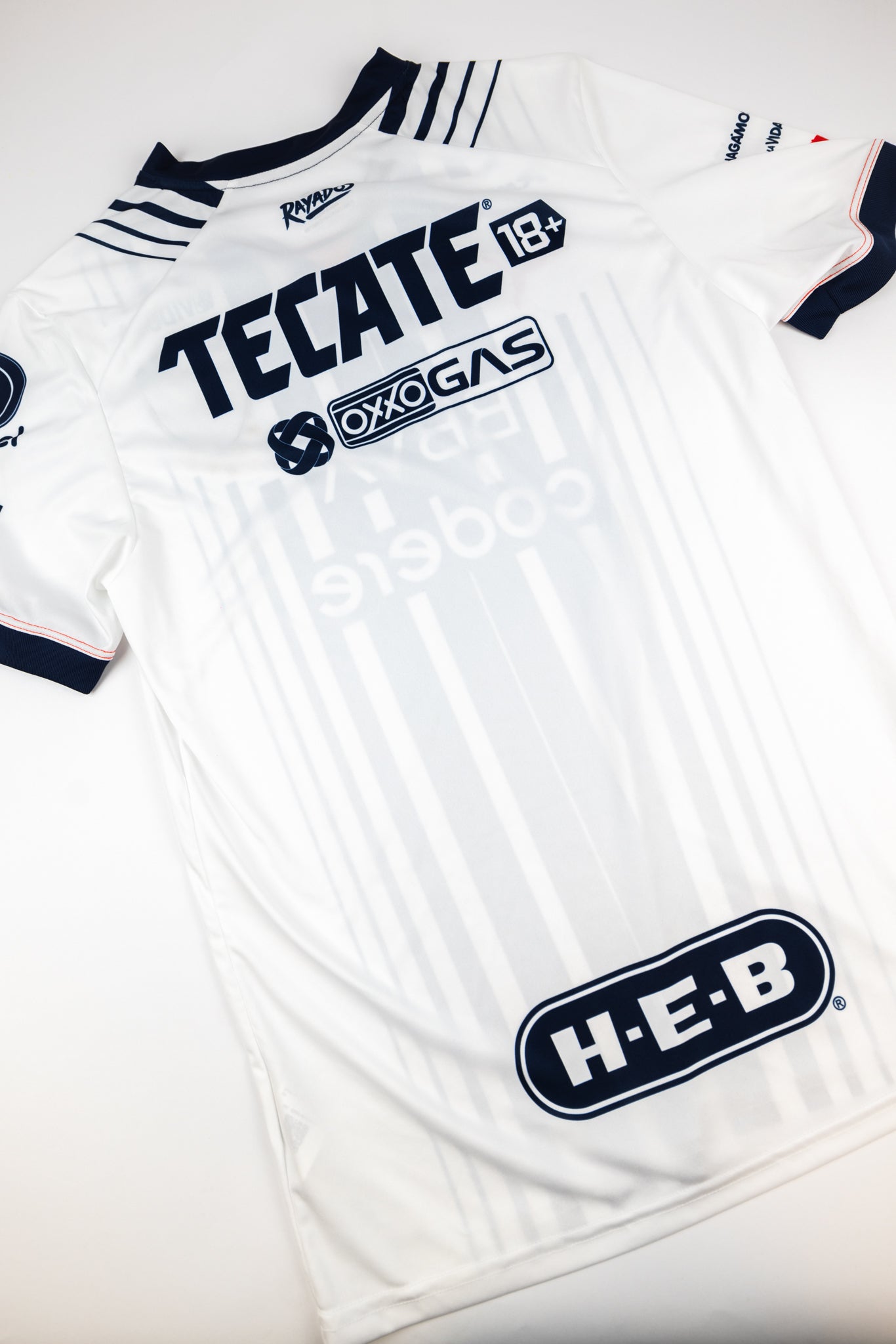Monterrey 2022-23 Football Shirt (Medium)