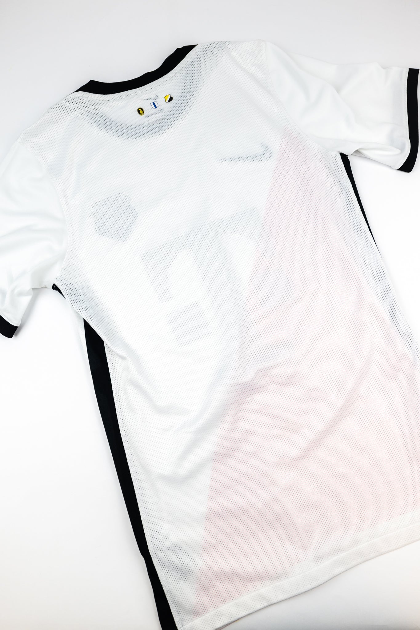 FC Utrecht 2020-21 Football Shirt (Small)