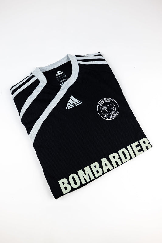Derby County 2009-10 Football Shirt (Medium)