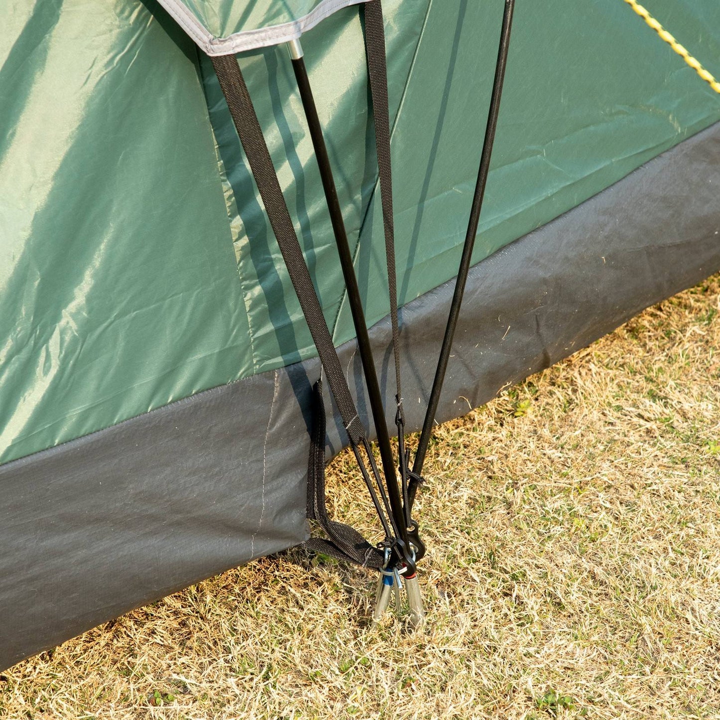 5-6 Man Dome Camping Tent Hiking Shelter UV Protection 3000mm Water Resistant Tunnel Tent - Dark Green