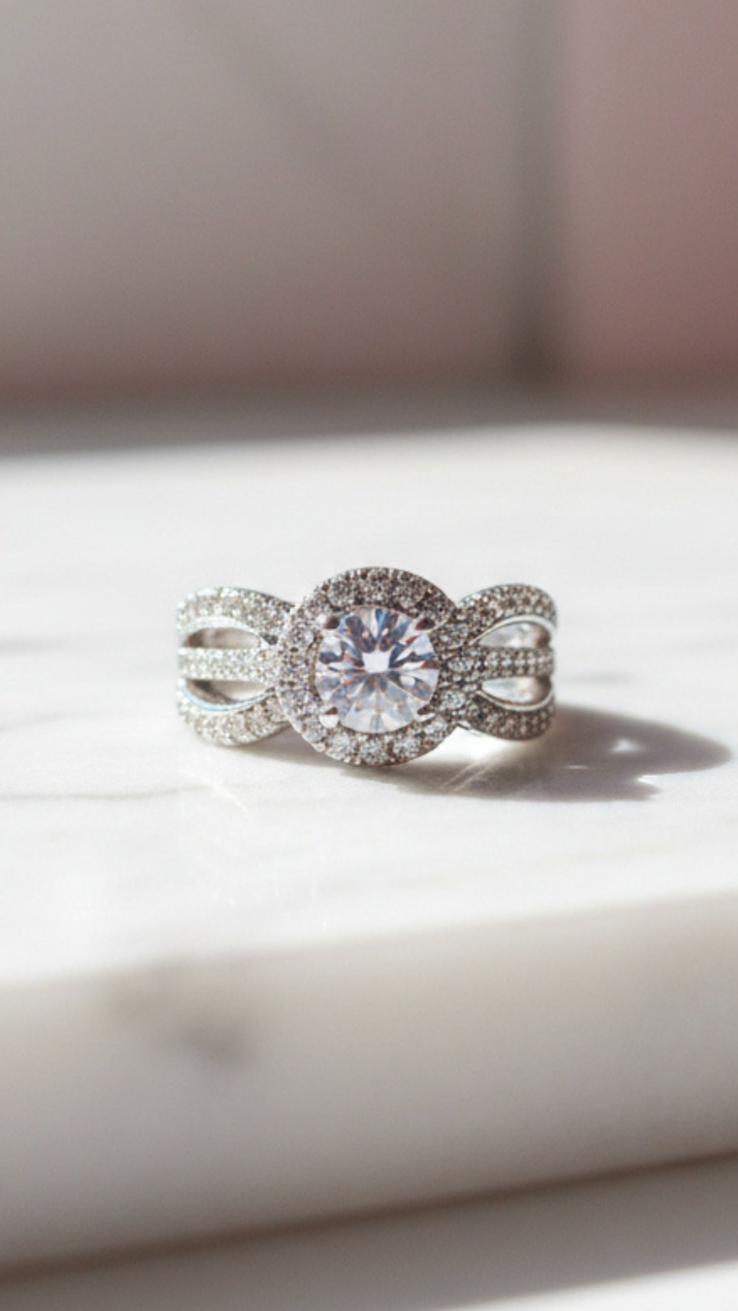 Crystal Ring Silver Box set of 12