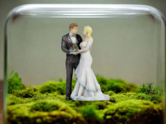 Bride and Groom 3D Terrarium Figures 10401