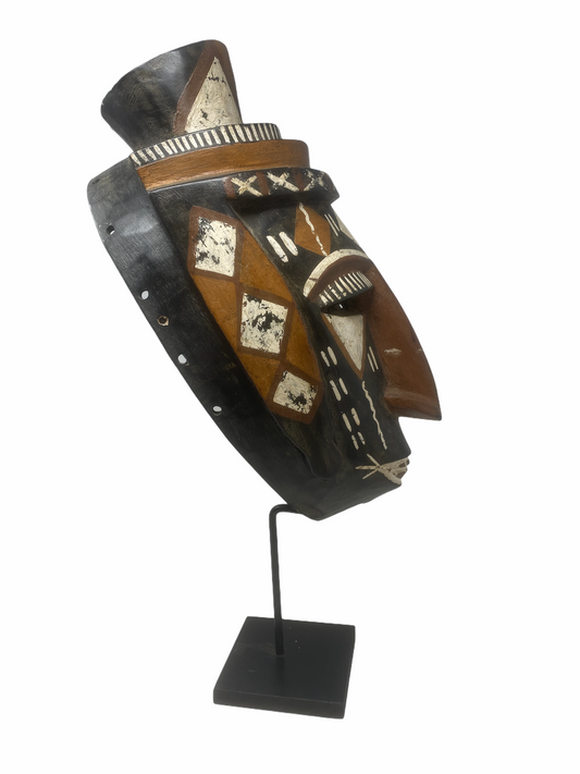 Ashanti mask - Ghana