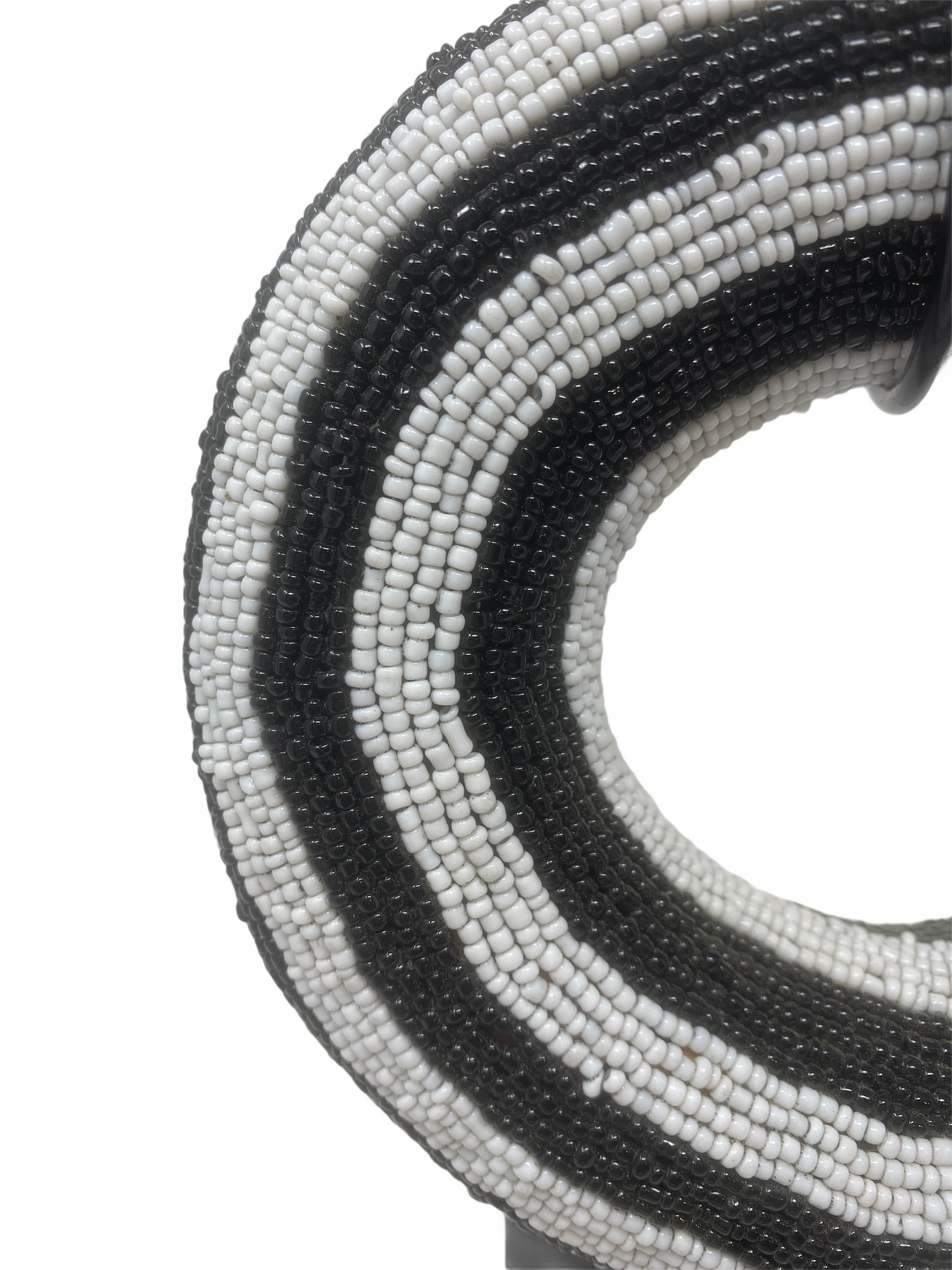 Cameroon beaded bracelet - Black n White