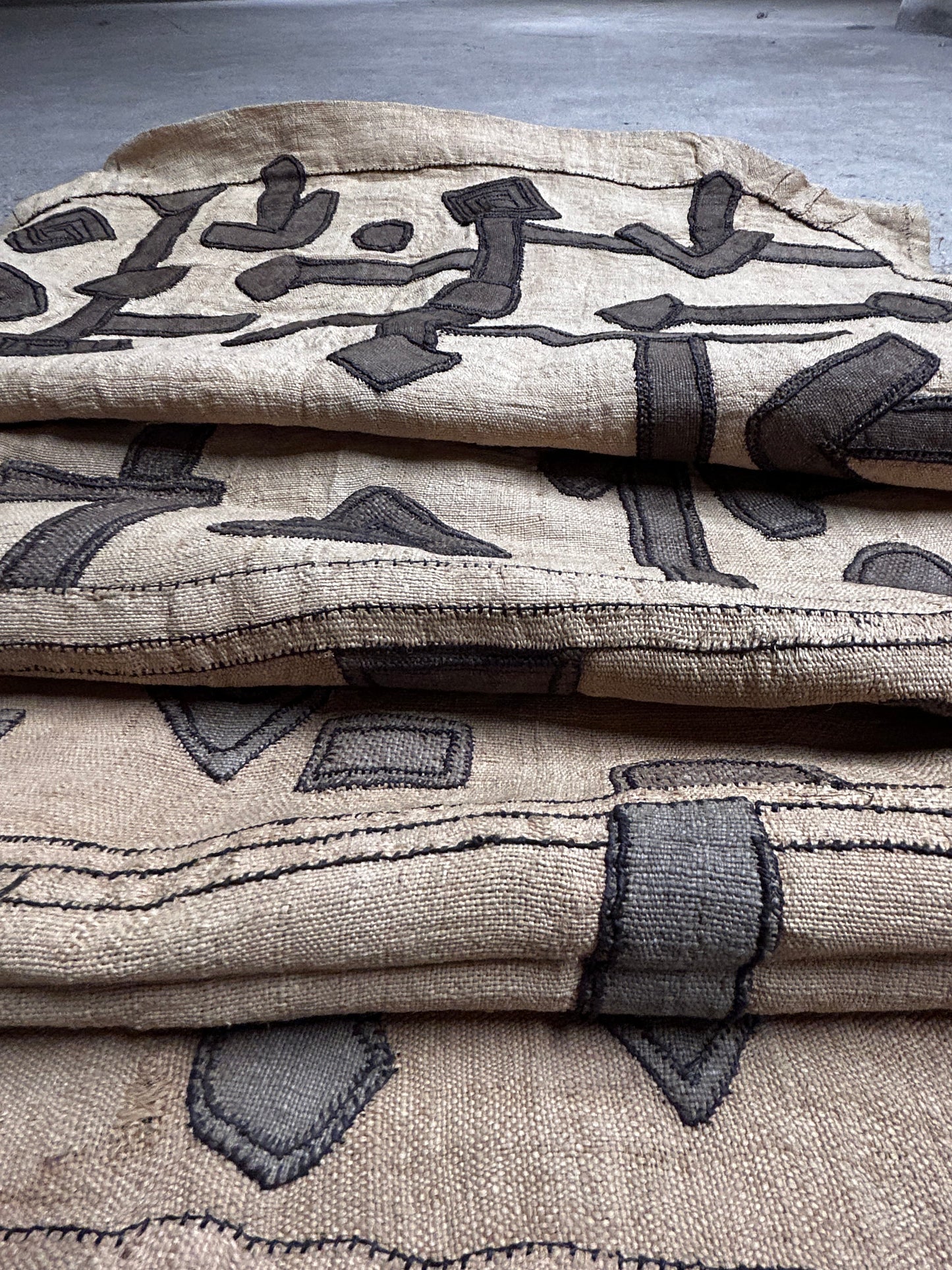 Antique Kuba cloth - Democratic Republic of Congo TR86.2