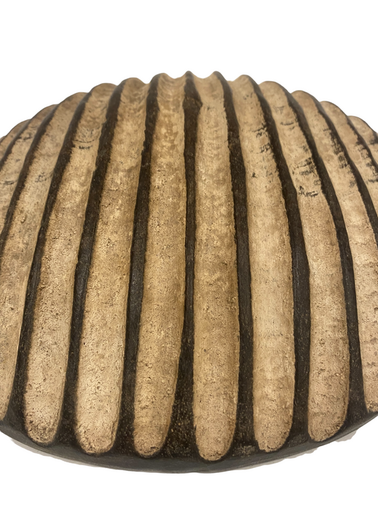 Cameroon Shield Round - (59.5)