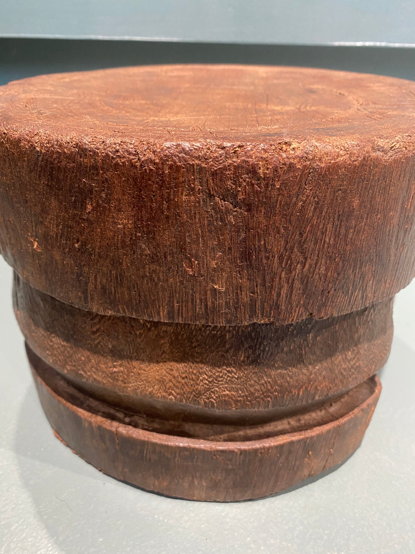 Yoruba hand carved Stool (02)