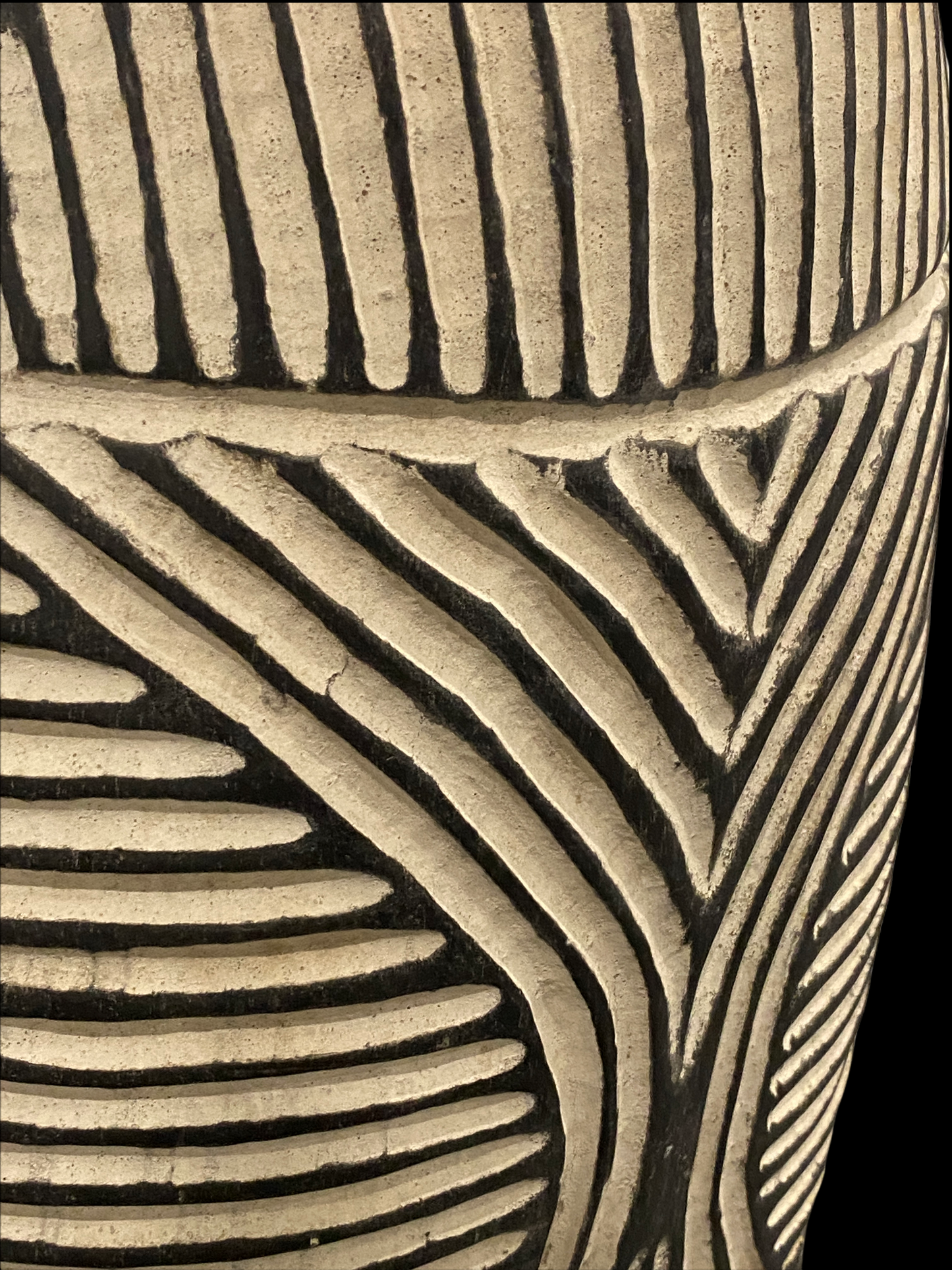 Cameroon Shield Oblong (04)