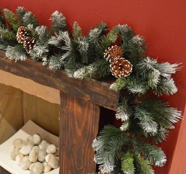 Snow Covered Garland with Pine Cones 2.7m