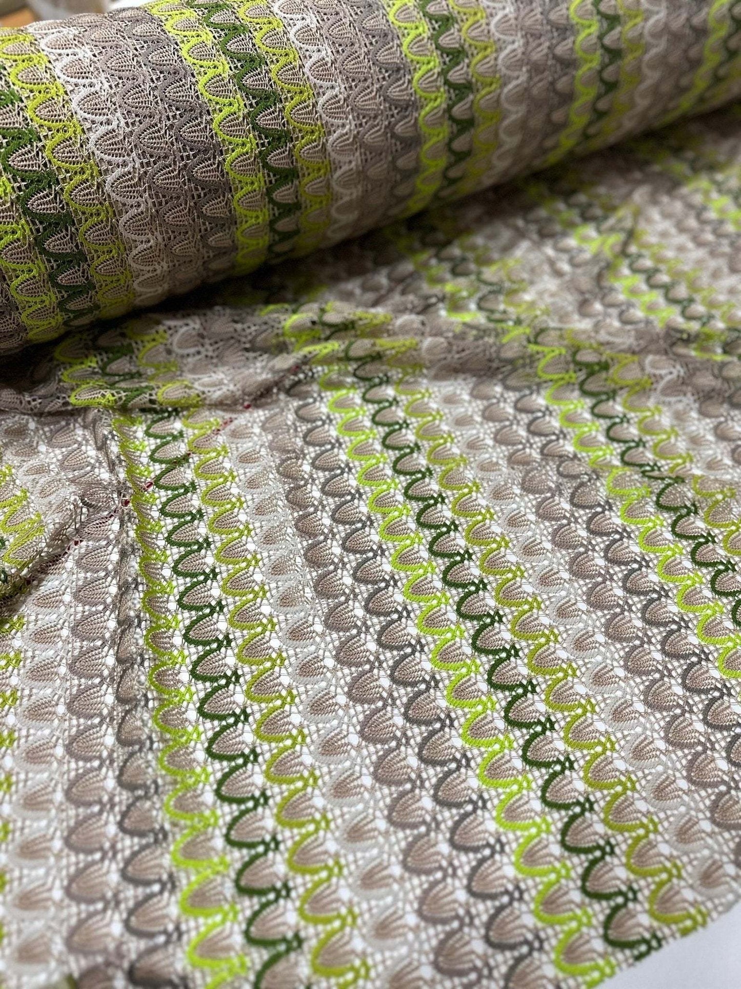 Beige Green Zigzag Knit Jersey Mesh Fabric for Clothing and Crafts