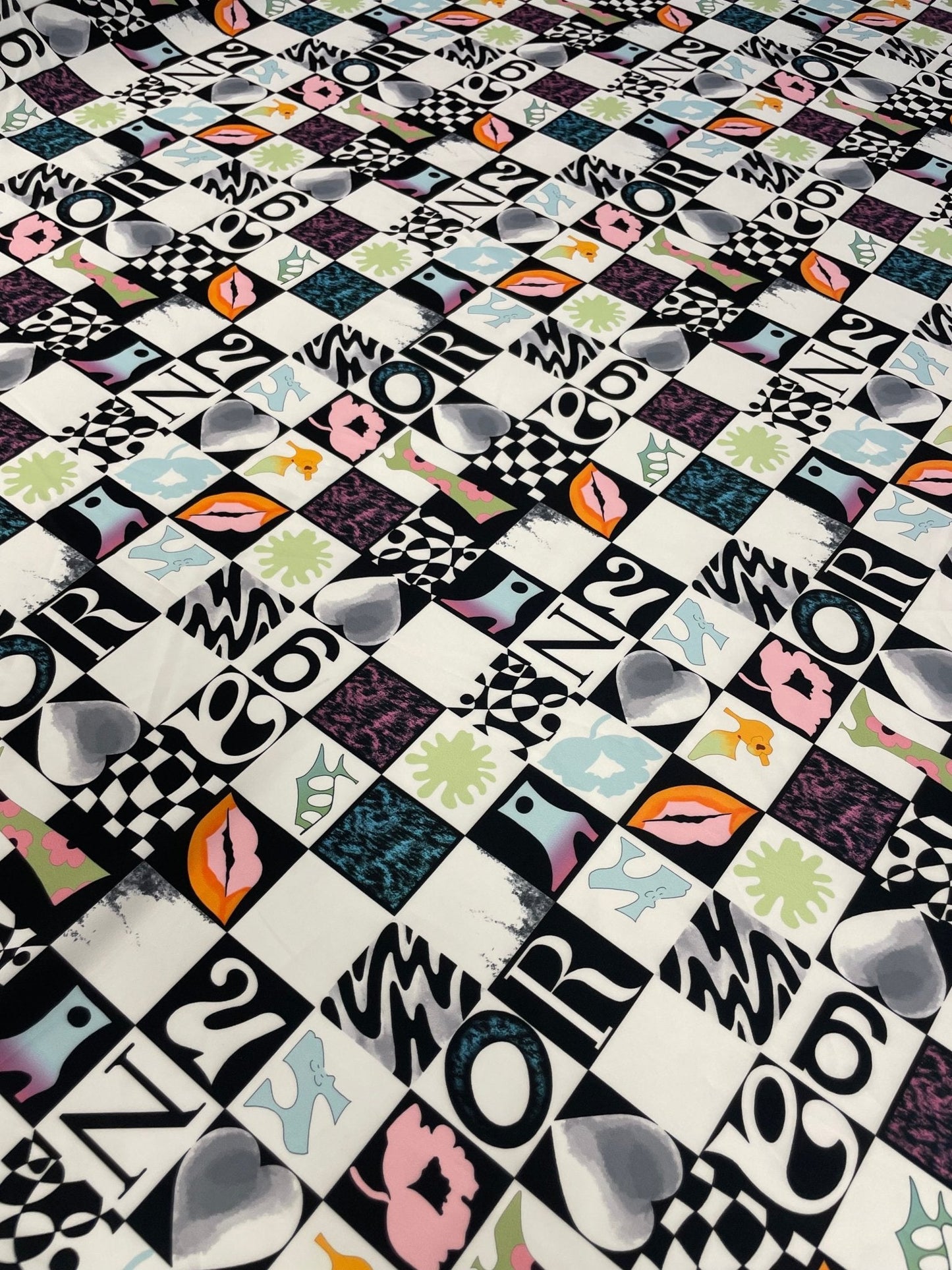 Pop Art Checkered Crepe Fabric by the Metre – Retro Fashion Style
